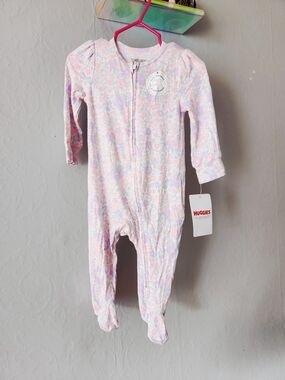 NWT Huggies 6 Month Bamboo Pink Floral Footie